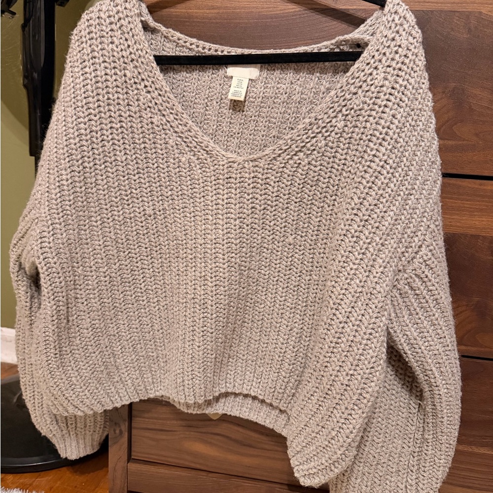 H&M Women's V-Neck Sweater - Cream